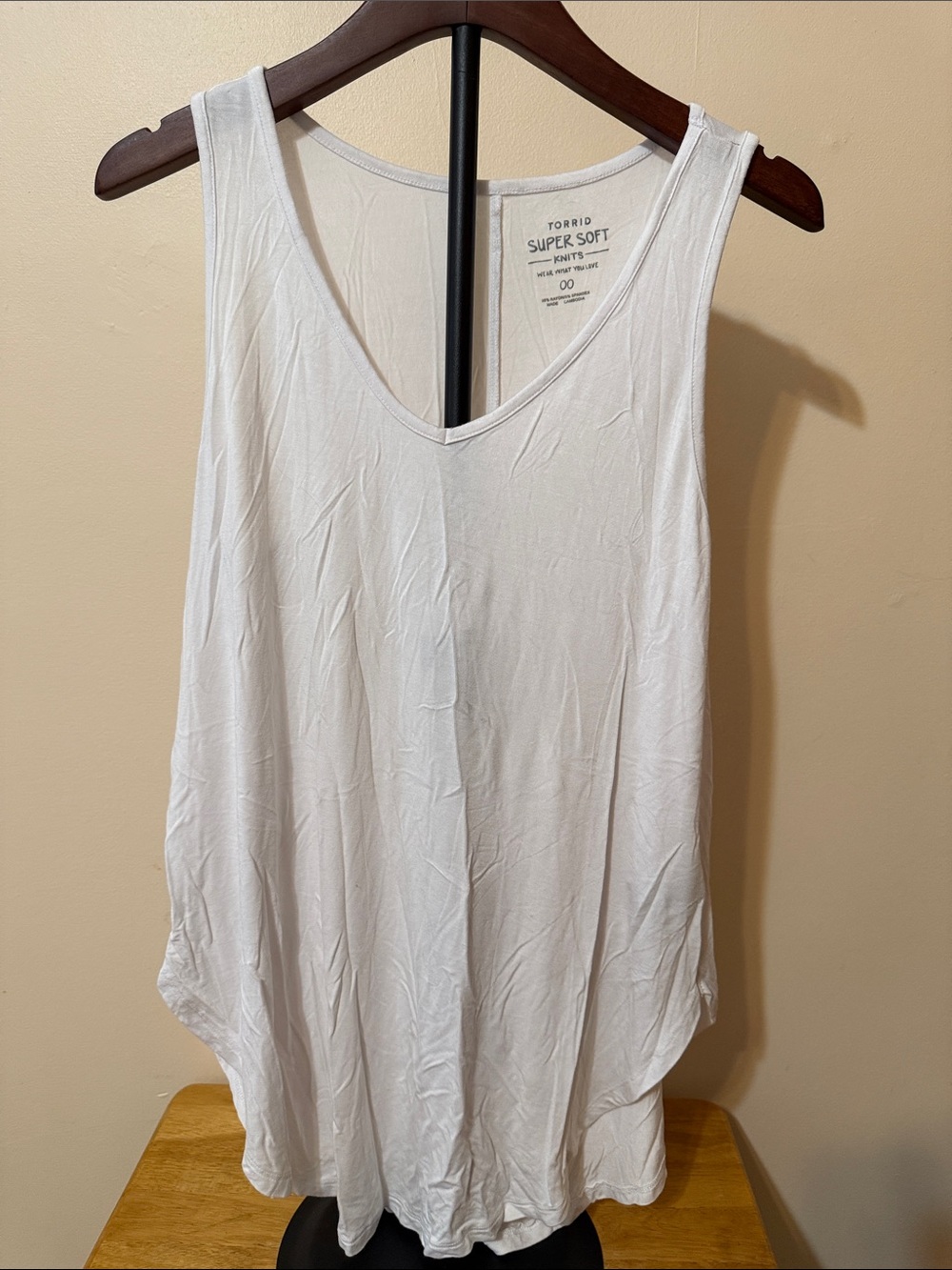 torrid White V-Neck Super Soft Tank